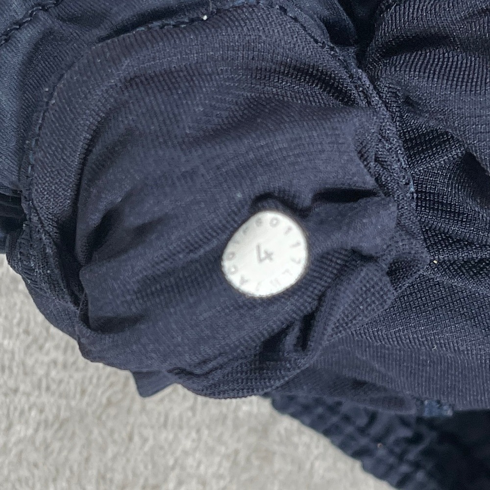 Lululemon Women's Hotty Hot Shorts Activewear Sporty Athletic Lined 4 Blue - Picture 5 of 6